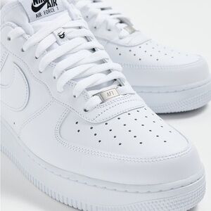Nike Air Force 1 ’07 FlyEase – Triple White – Brand New
